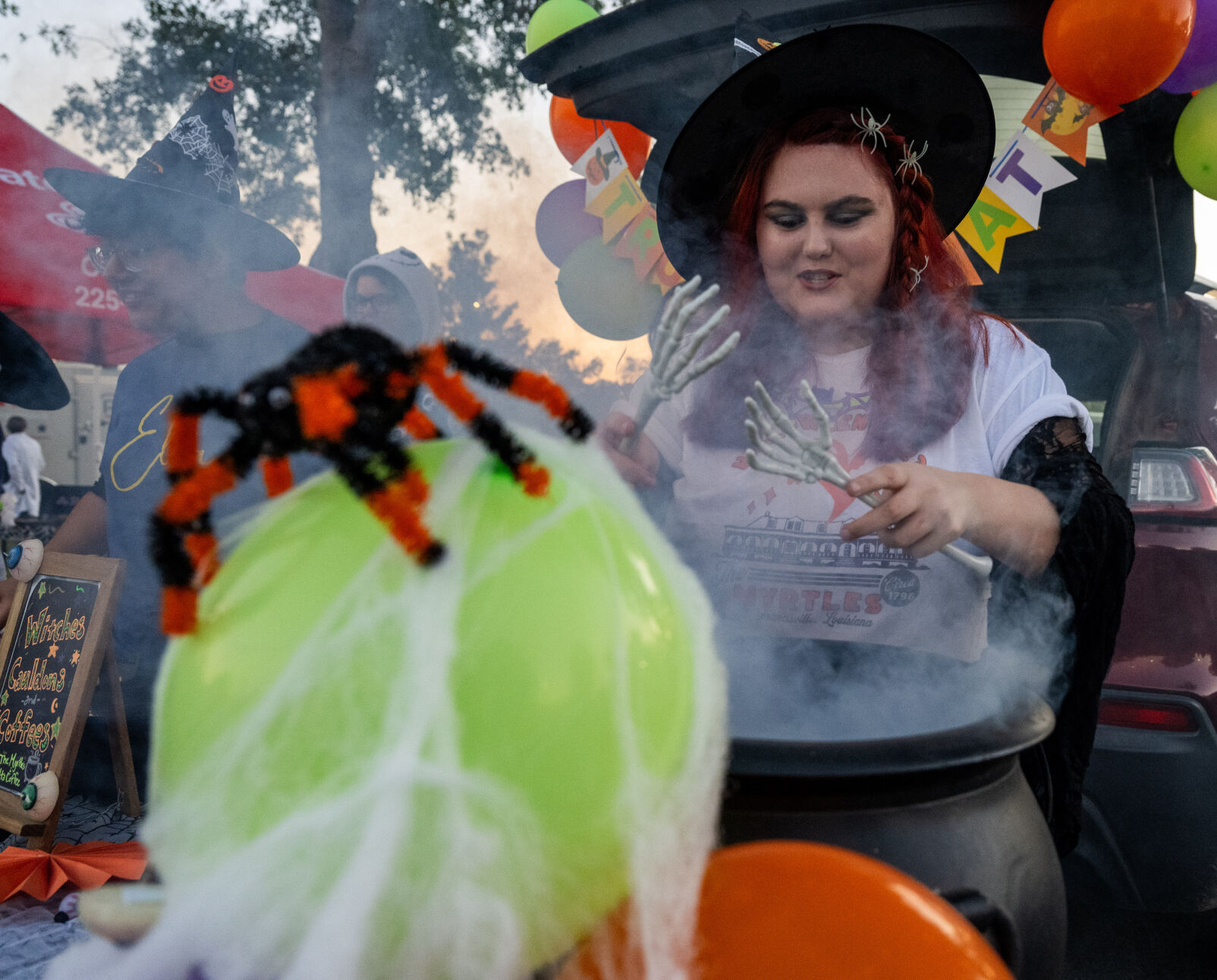 BR.wftrunktreatxtra.102324_7884 MJ.JPG